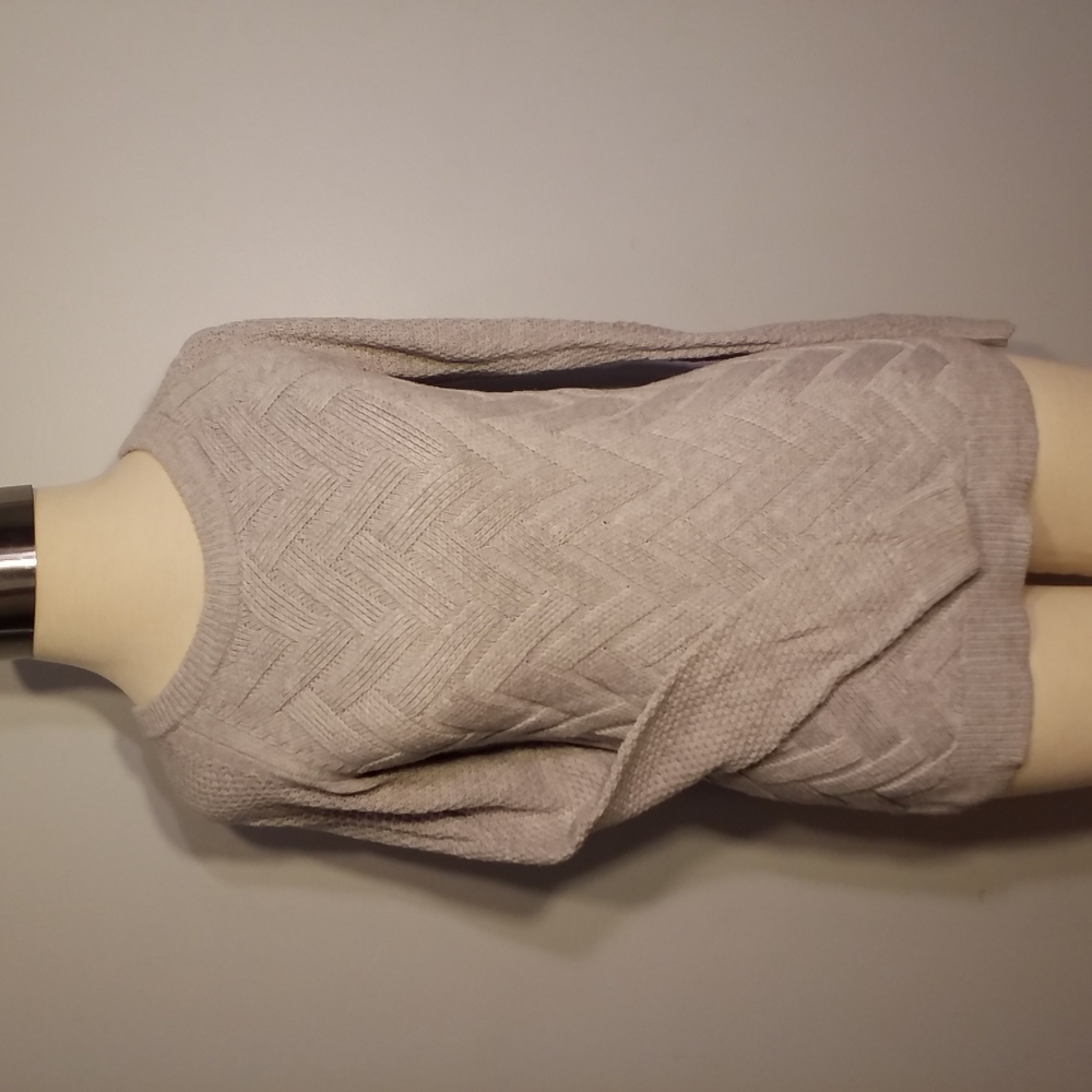 3/$25 Sonoma Small SWEATER Grey